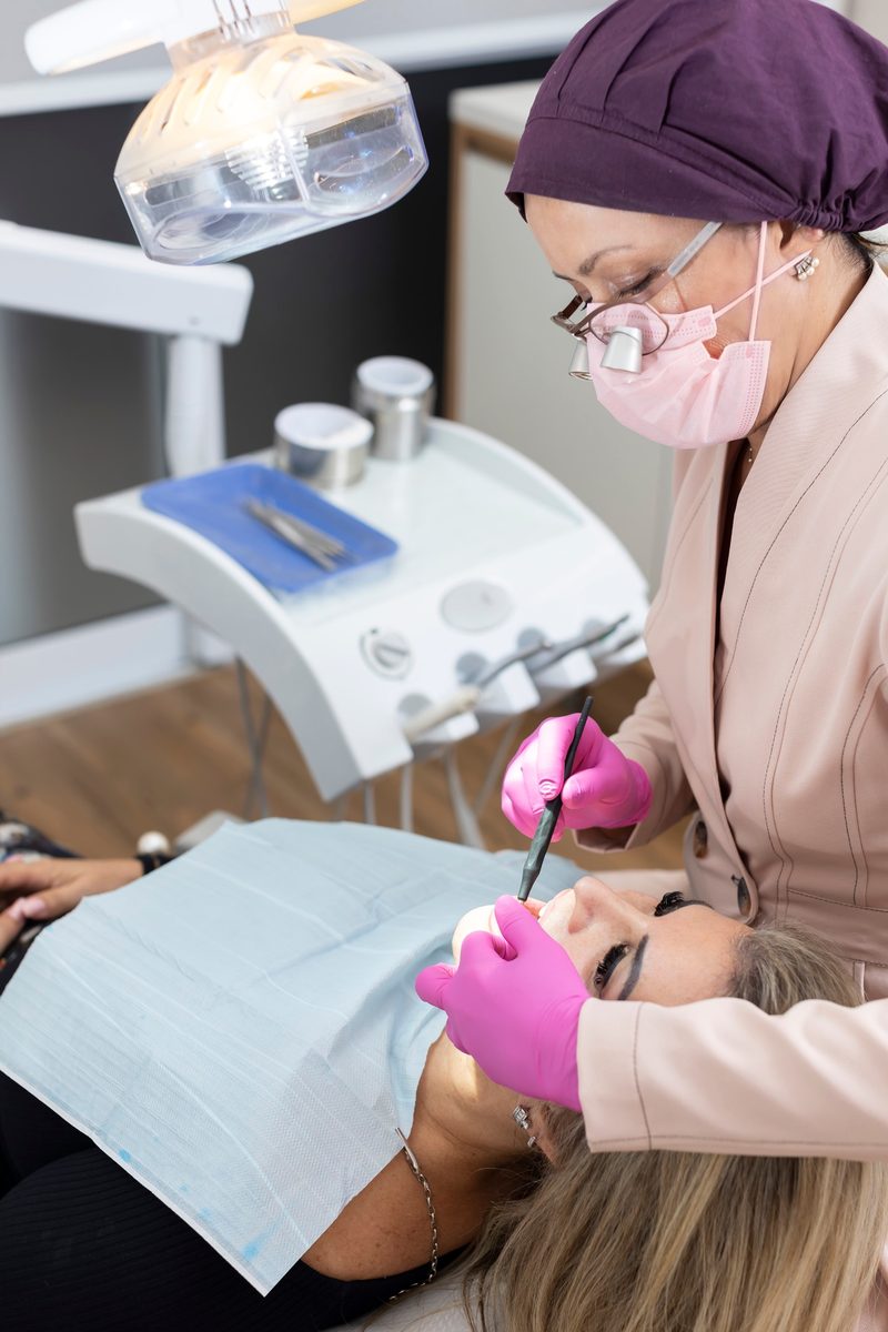 Tratamento estético dental na Senyum