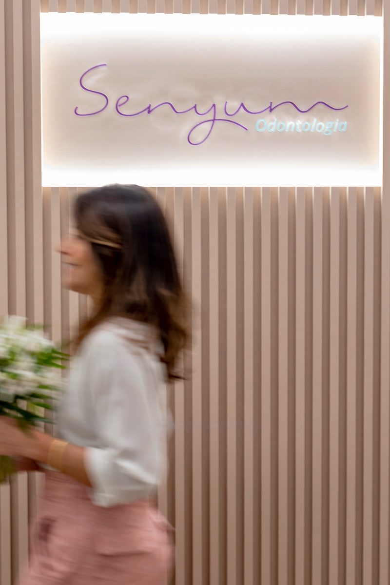 Fachada Senyum Odontologia